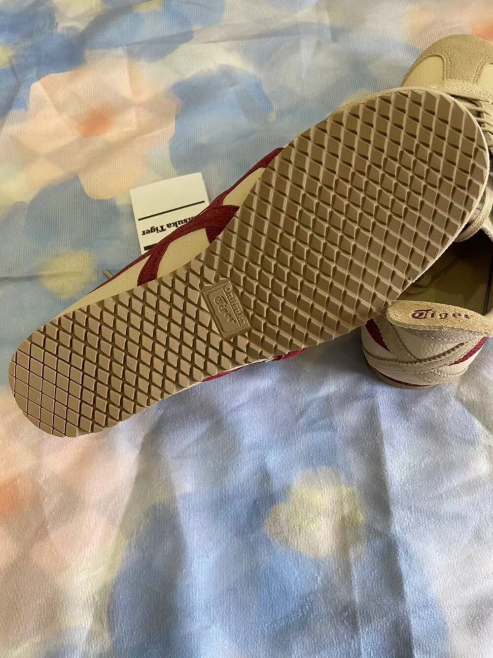 Onitsuka Tiger by Asics Cream and Burgundy Classic Mexico 66 Flats - Picture 5 of 6